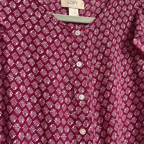 LOFT Sleeveless Shell - Picture 2 of 3